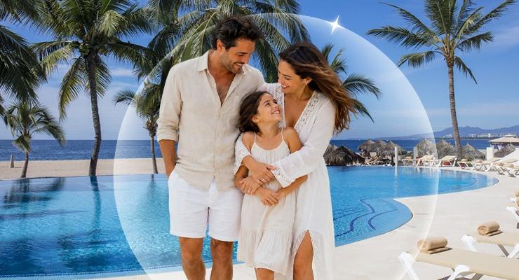 SUMMER WITH LESS ROUTINE AND MORE VACATION! Krystal Grand® Nuevo Vallarta SUMMER WITH LESS ROUTINE AND MORE VACATION! Krystal Grand® Nuevo Vallarta