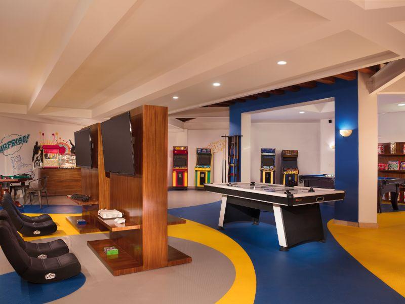 Adventure Friends® Krystal Grand® Nuevo Vallarta Adventure Friends® Krystal Grand® Nuevo Vallarta